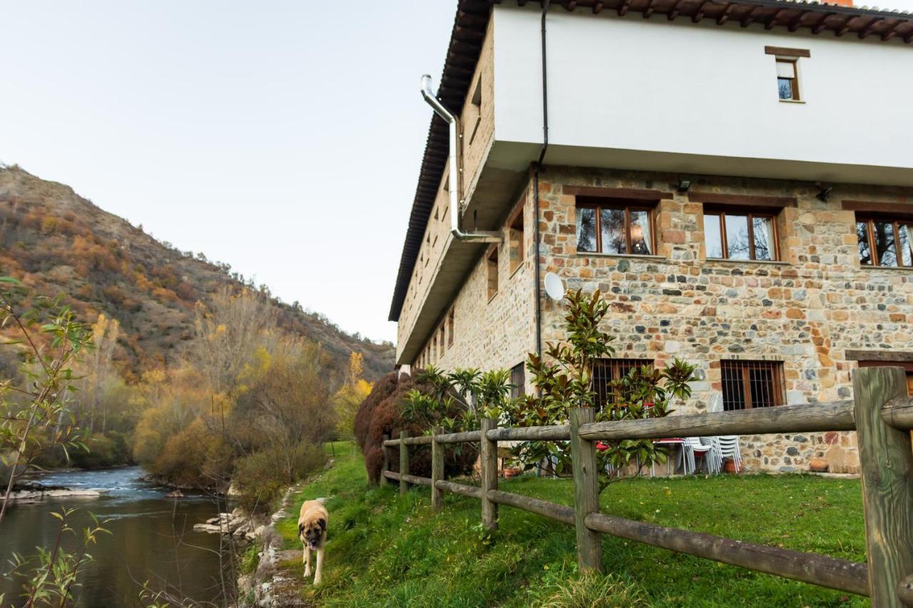 Hostal Restaurante Ventasierra Valdore Exterior photo