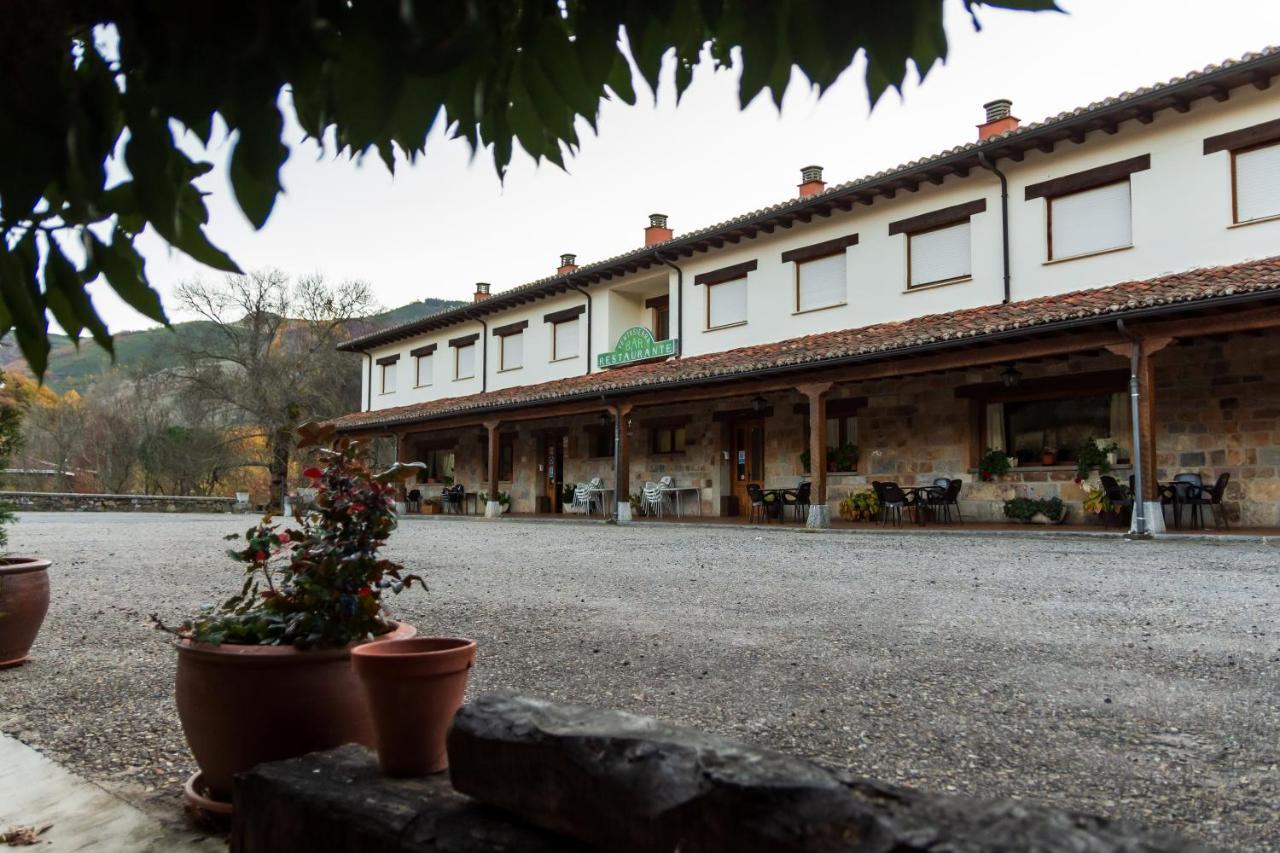 Hostal Restaurante Ventasierra Valdore Exterior photo